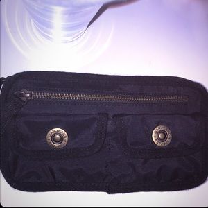 Gap Clutch Case